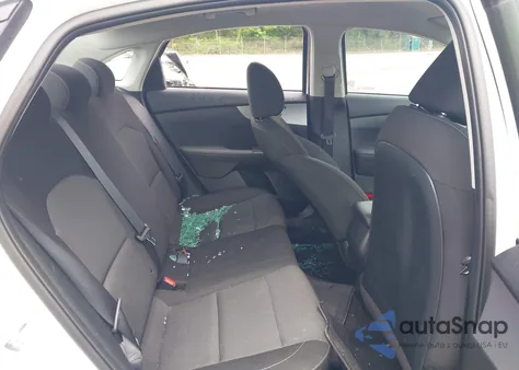 2023 Kia Forte Lx из США, поврежденный, VIN 3KPF24AD5PE677916